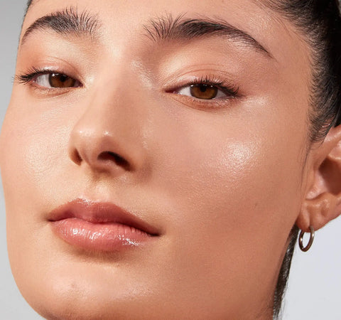 Lightform Extended Hydration Foundation
